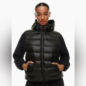 Aritzia- TnAction- The Little Puff™ Vest in Black